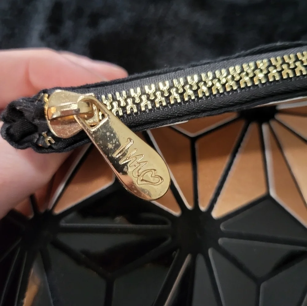 Imoshion - Geometric Bronze/Black Cosmetic Bag